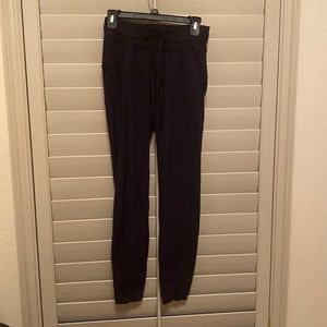 Lululemon Joggers Black Size 4
